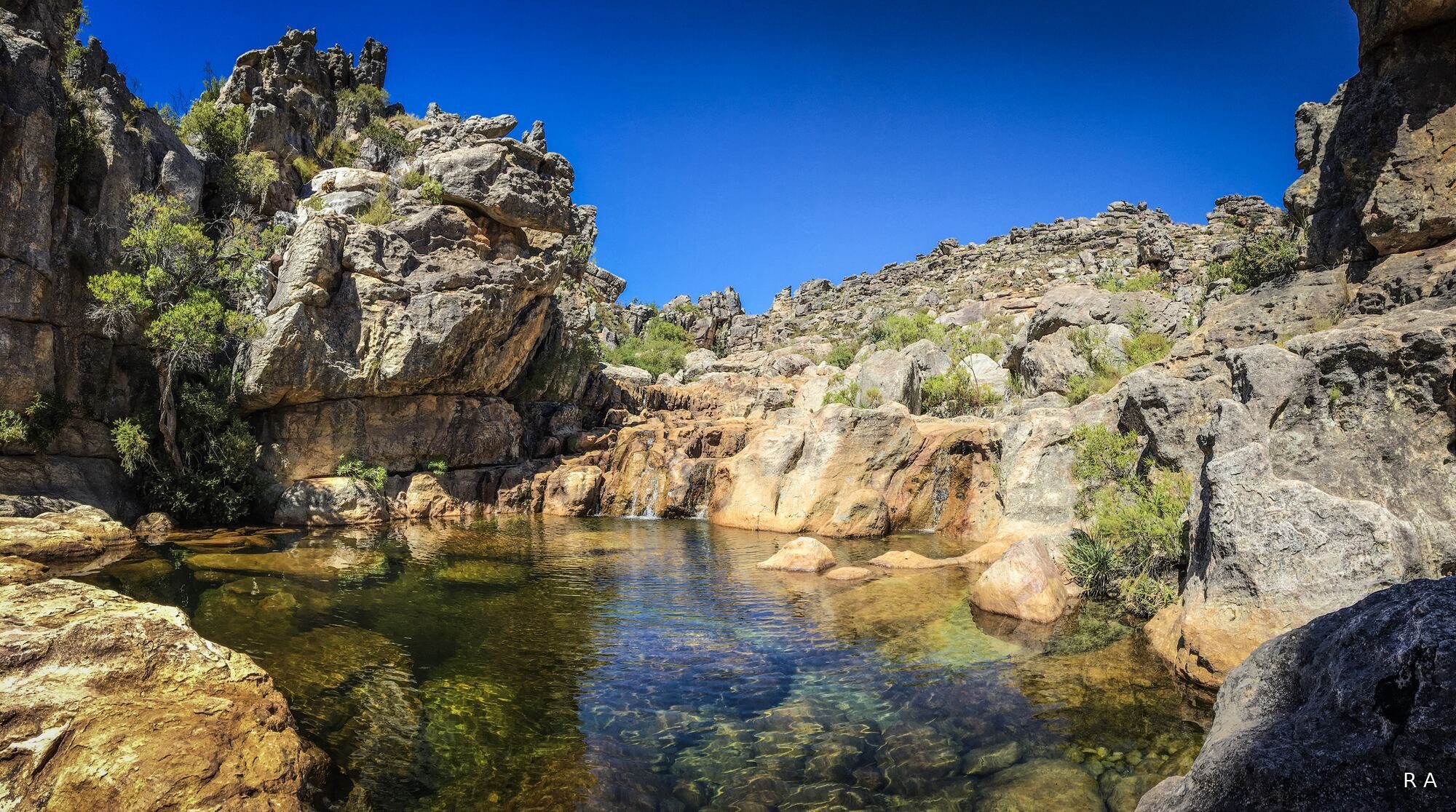 Rock pool above the Totem Pole, Beaverlac